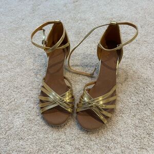 Elegant Gold Strappy Women's Sandals